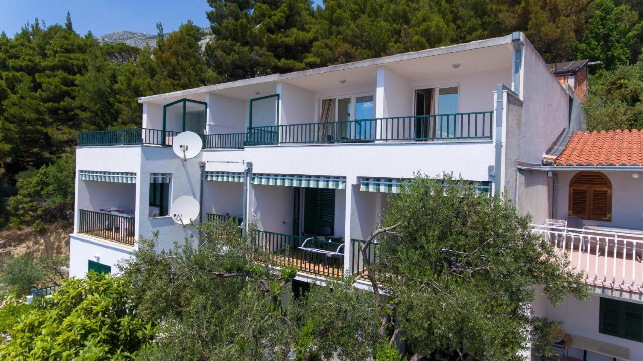 Apartments With A Parking Space Brela, Makarska - 11687 Esterno foto